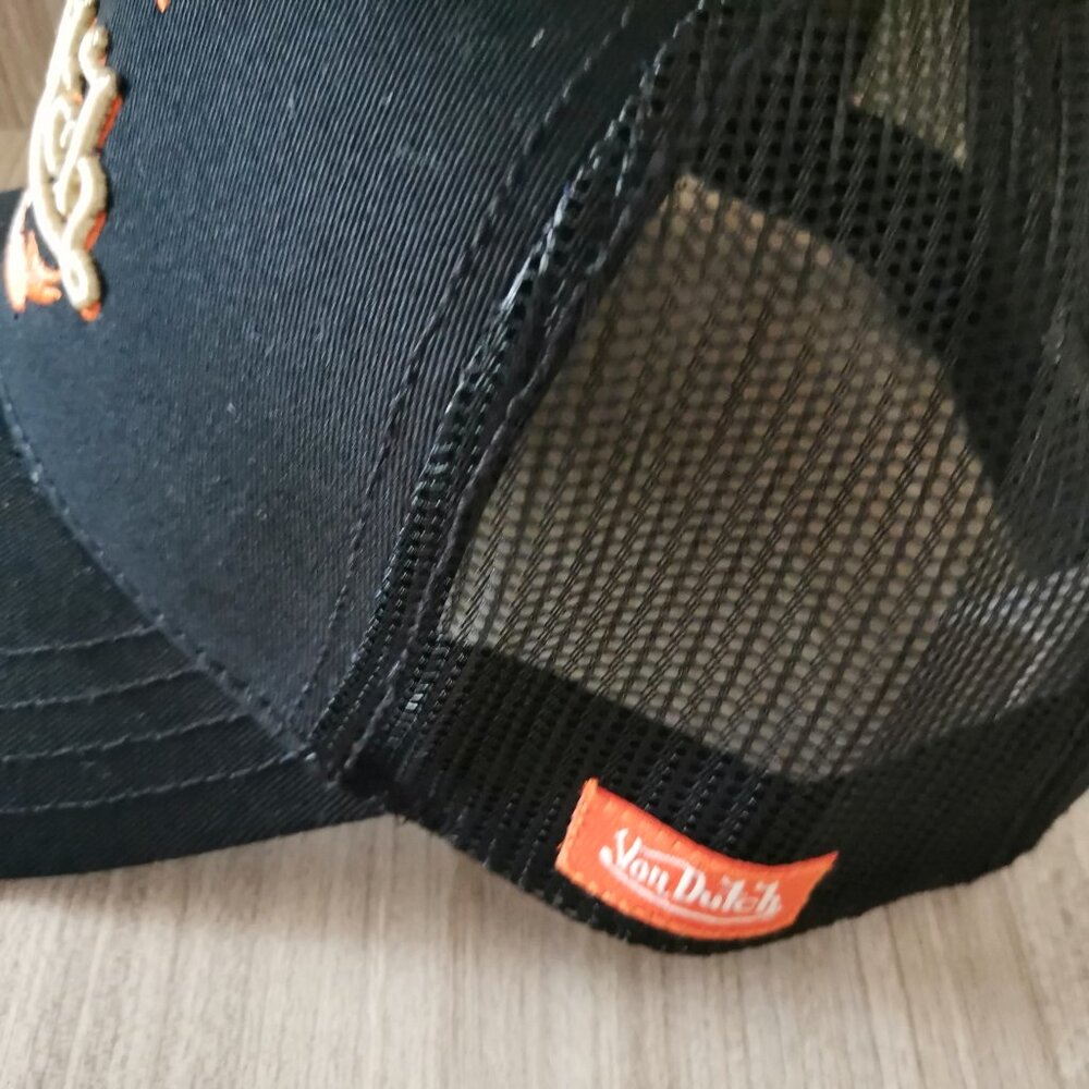 Von Dutch hat - Picture 2 of 5